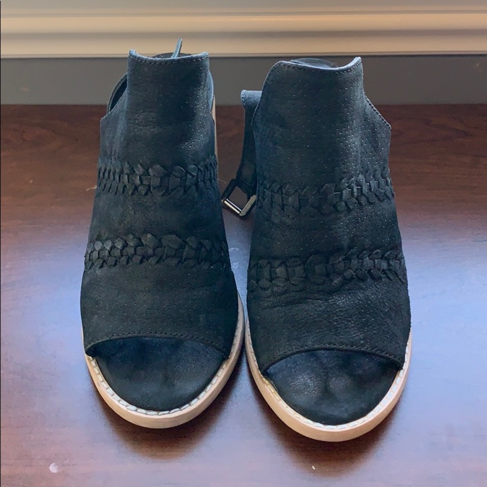 Rebels Sandals - image 2